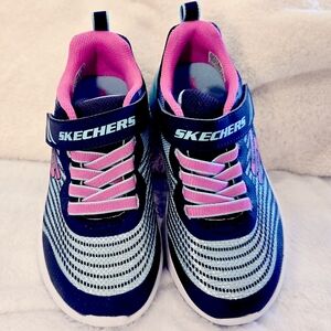 NWOT Girls size 12 SKETCHERS Dark & light Blue & Hot PINK